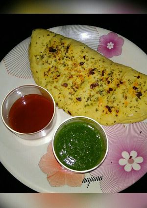 A picture of Domino's style stuff garlic bread.