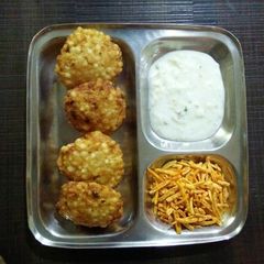 A picture of Sabudana Vada.