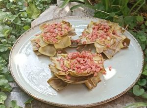 Foto principal de Flores de alcachofas con jamón