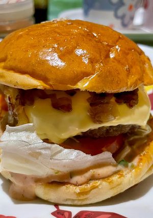 Foto resep Cheese Burger Patty Full Daging & Saus Spesial