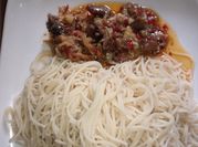 A picture of vegetable sauce with offal