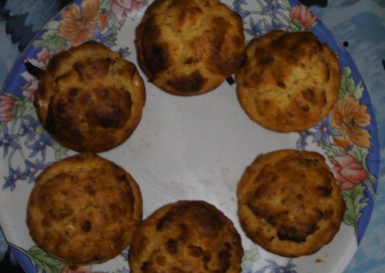 Recipe of Speedy Savoury Cabbage-Carrot with Mozzarella cheese Muffins