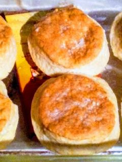 A picture of 7 Up Biscuits.