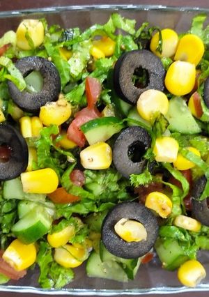 A picture of Continental diet salad.