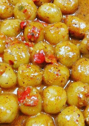 A picture of Baby potato curry.
