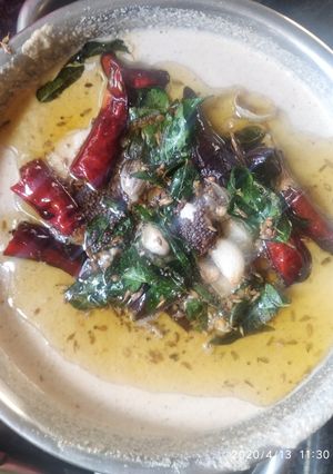 A picture of Palli chutney.