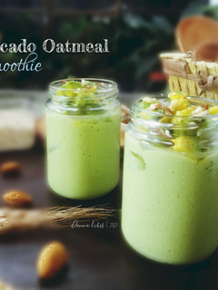 Foto resep Avocado Oatmeal Smoothie