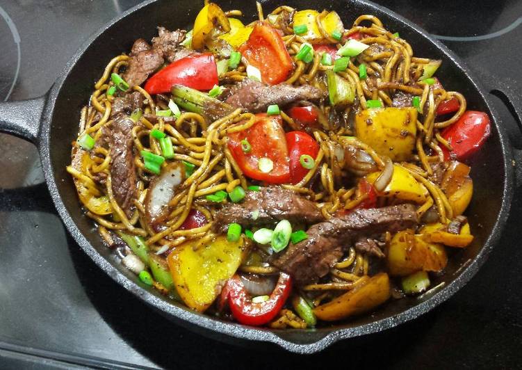 Easiest Way to Prepare Homemade Pepper Steak Noodles