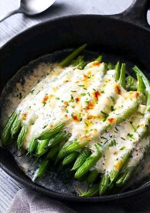 Una foto de Ejotes con queso gratinado