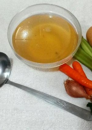 Una foto de Caldo de verduras