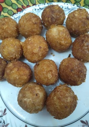 A picture of Chicken Balls.