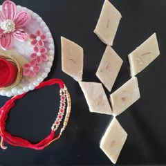 A picture of Kaju Katli 🔶.