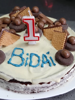 Una foto de Tarta de cumple casera!