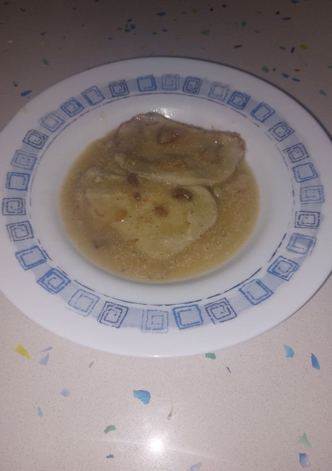 Una foto de Filetes lomo en salsa de leche