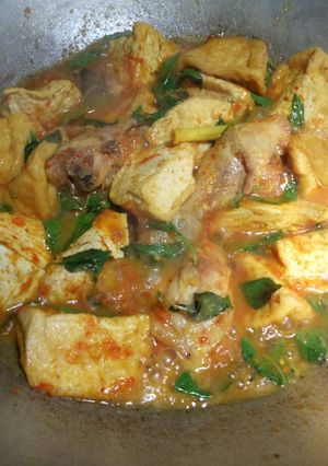 Foto resep Oseng tahu ayam pedas kemangi