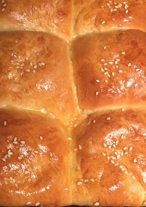 A picture of Bread roll or ladi pav.