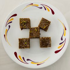 A picture of Ragi Gur Papadi.