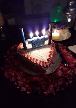 A picture of Pineapple cream cake,,,,.