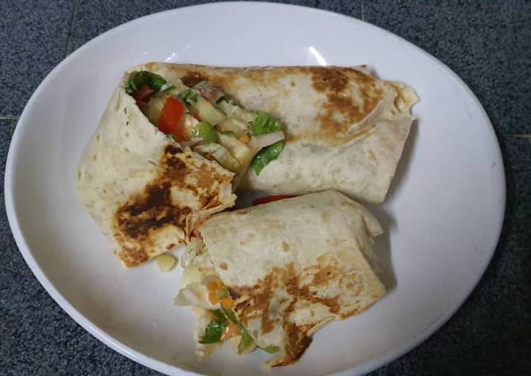 Recipe of Any-night-of-the-week Flavourful Egg and Vegetable Wrap