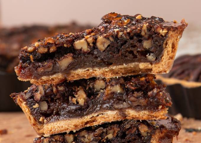 How to Prepare Any-night-of-the-week Bourbon Chocolate Pecan Pie