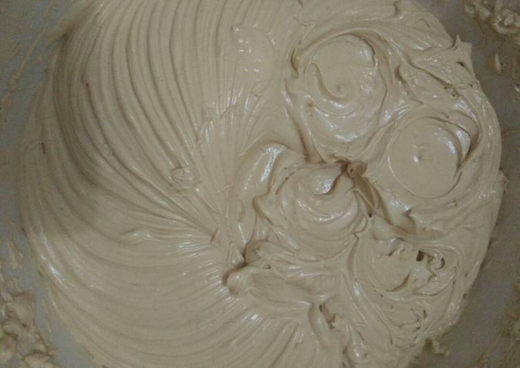 Resep Butter Cream Klasik Rasa Moccha Anti Gagal