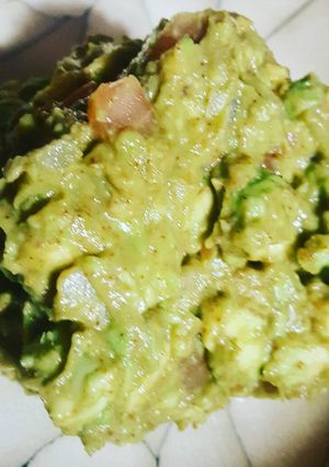 A picture of Chunky Guacamole.