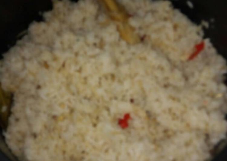 Cara Gampang Menyiapkan Nasi liwet rice cooker, Enak Banget