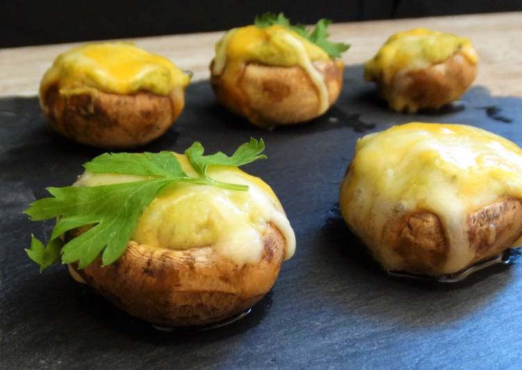 Champiñones rellenos de hummus de albahaca