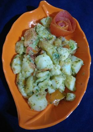 आलू चाट (Aloo Chaat recipe in hindi) रेसिपी मुख्य फोटो