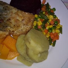 A picture of Fried Fillet Hake Fish.