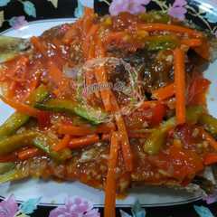 Ikan Ekor Kuning Asam Manis রেসিপির প্রধান ছবি