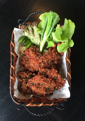 รูปของ แหนมหมูทอด