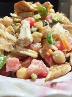 চিকেন স্যালাড (chiken salad recipe in bengali) রেসিপির প্রধান ছবি