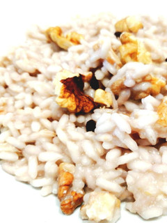 Foto di Risotto alle noci e crema di parmigiano