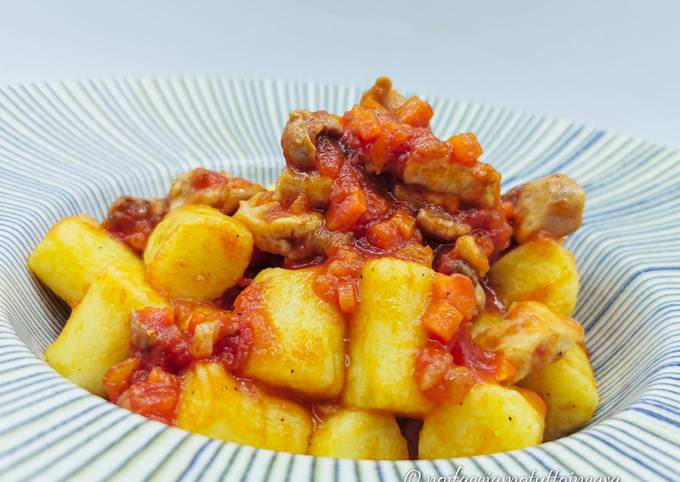 Gnocchi di Patate con Ragù di Coniglio Gluten Free