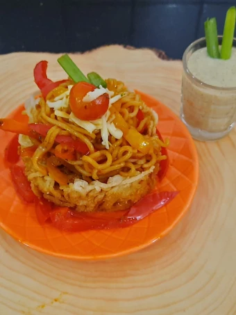 Easy Way Prepare Recipe Schezwan noodles in noodles basket with kiwi banana smoothie that is Delicious, Delicious}