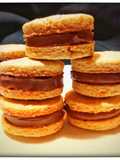 Alfajores de avena, rellenos con dulce de leche. Sin balanza