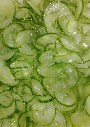 Uborka saláta recept fotója