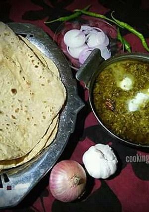 A picture of Sarson da Saag.
