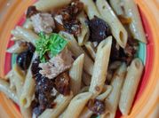 Una foto di primi piatti penne