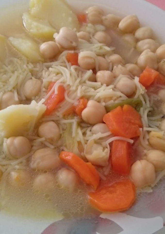 Una foto de Cocido de verduras sencillo