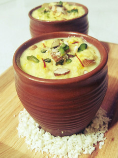 पनीर बासुंदी (Paneer basundi recipe in Hindi) रेसिपी मुख्य फोटो