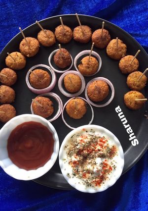 A picture of Dalia Coin Kebabs.