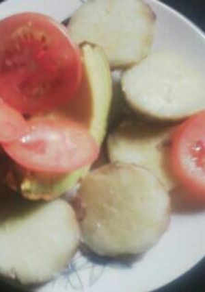 A picture of Sweet potatoes avocado snack.