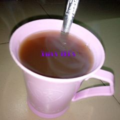 A picture of Shayi (spiced tea).