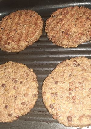 Una foto de Hamburguesas de lentejas fácil
