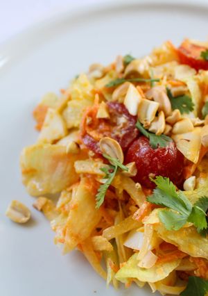 Foto de Salada crocante com molho agridoce de gema