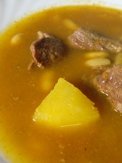 Una foto de Guiso de ternera tudanca y alubias
