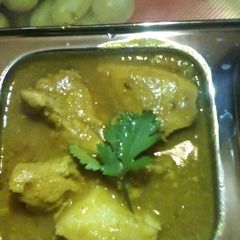 A picture of Chicken curry.