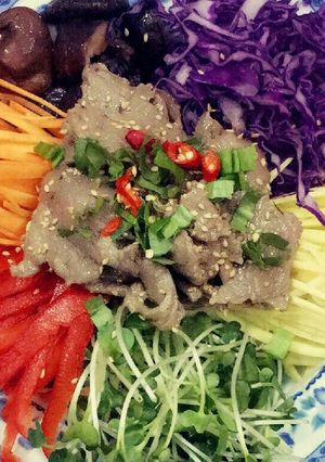 Hình của món Gỏi sắc màu (gỏi ngũ sắc chay).